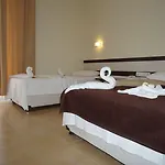 Aybel Κεμέρ
