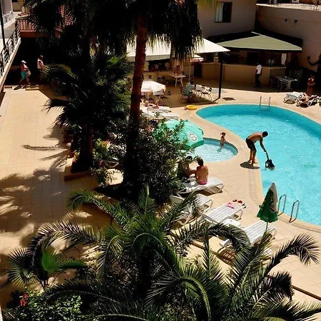 Aybel Hotell 3*