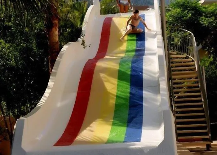 فندق Aybel 3*